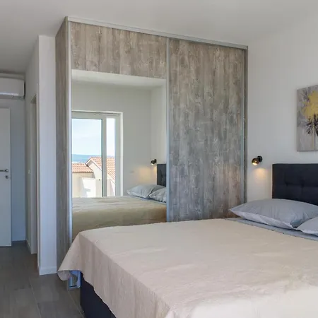 Terraced House Malo Misto Apartment