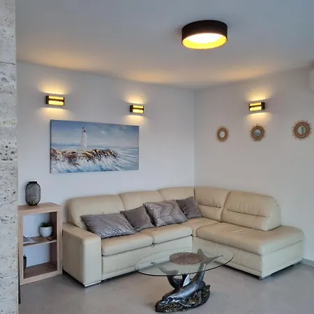 Terraced House Malo Misto Apartment Lokva Rogoznica