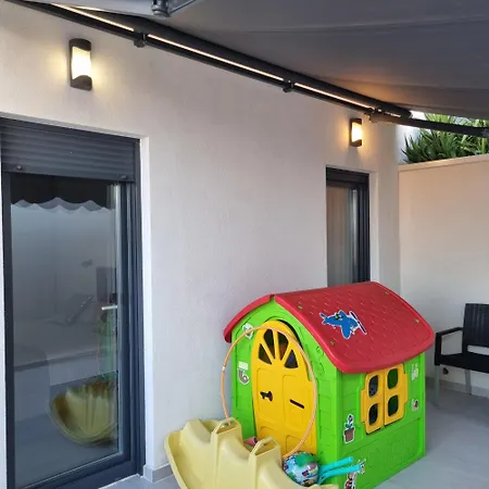 Apartment Terraced House Malo Misto Lokva Rogoznica